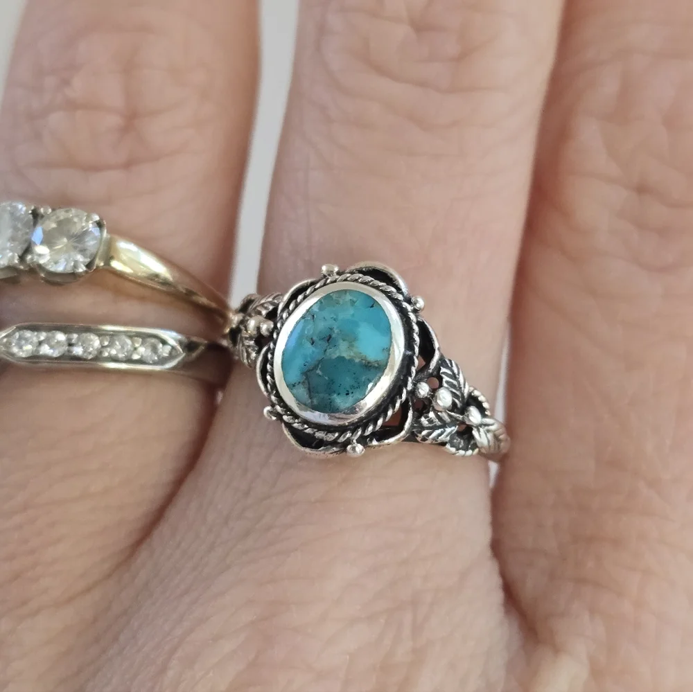 Turquoise Ring - Picture 1 of 6